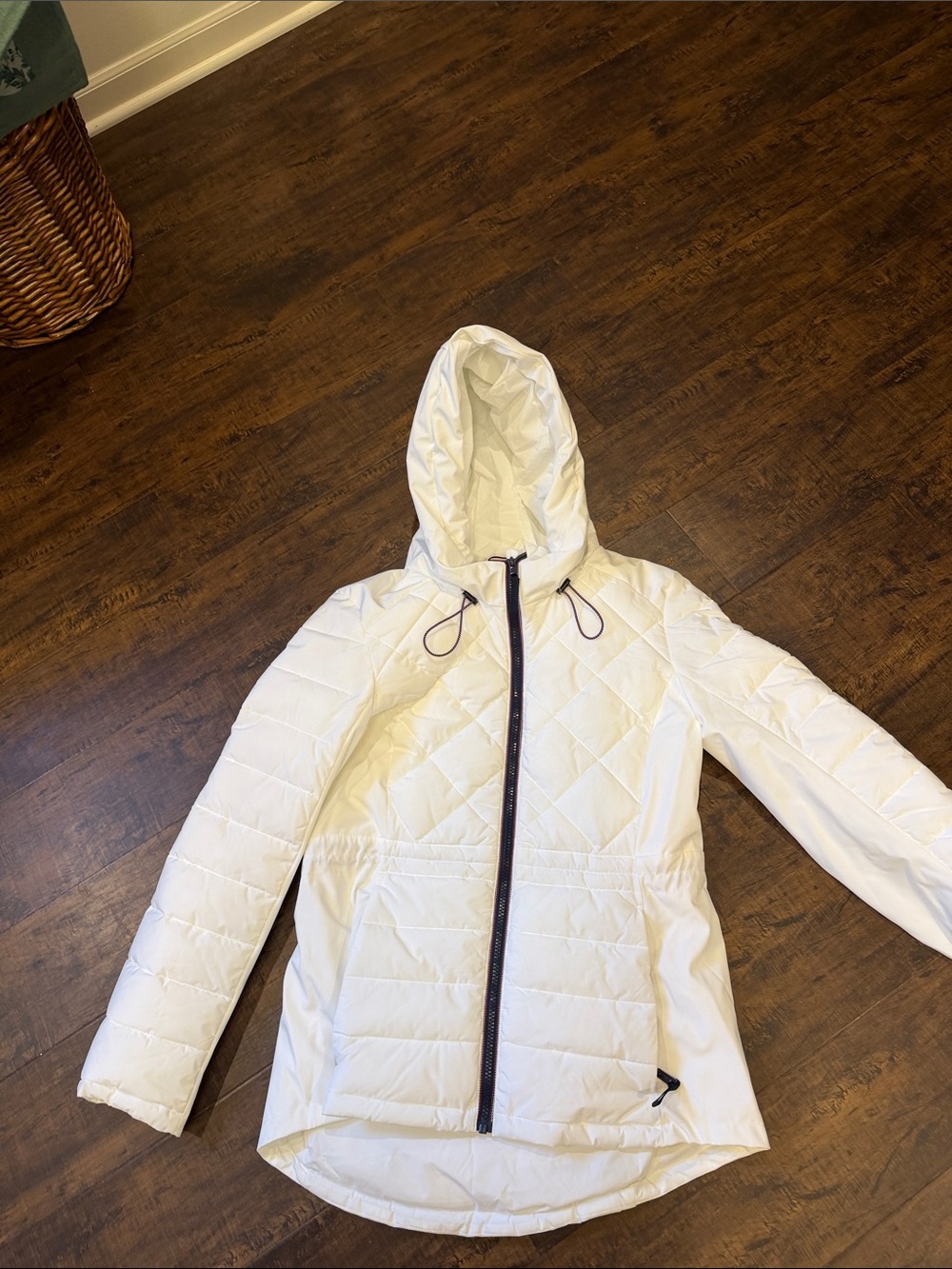 Tommy Hilfiger White Quilted Hooded Puffer Jacket